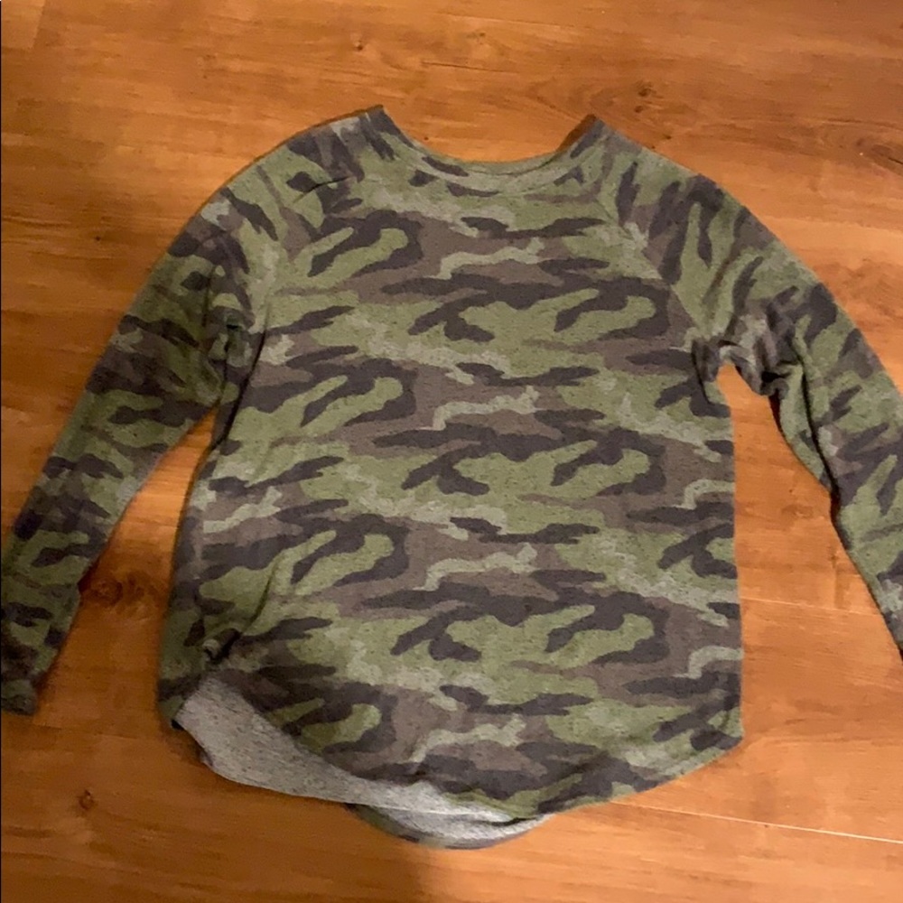 long sleeve extremely soft shirt